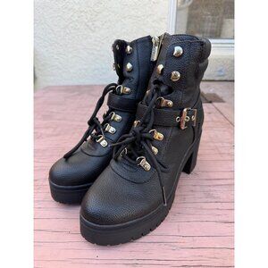 NEW Guess Women’s Canaly Lug Sole Block Heal Combat Boots Faux Leather Sz: 6.5M